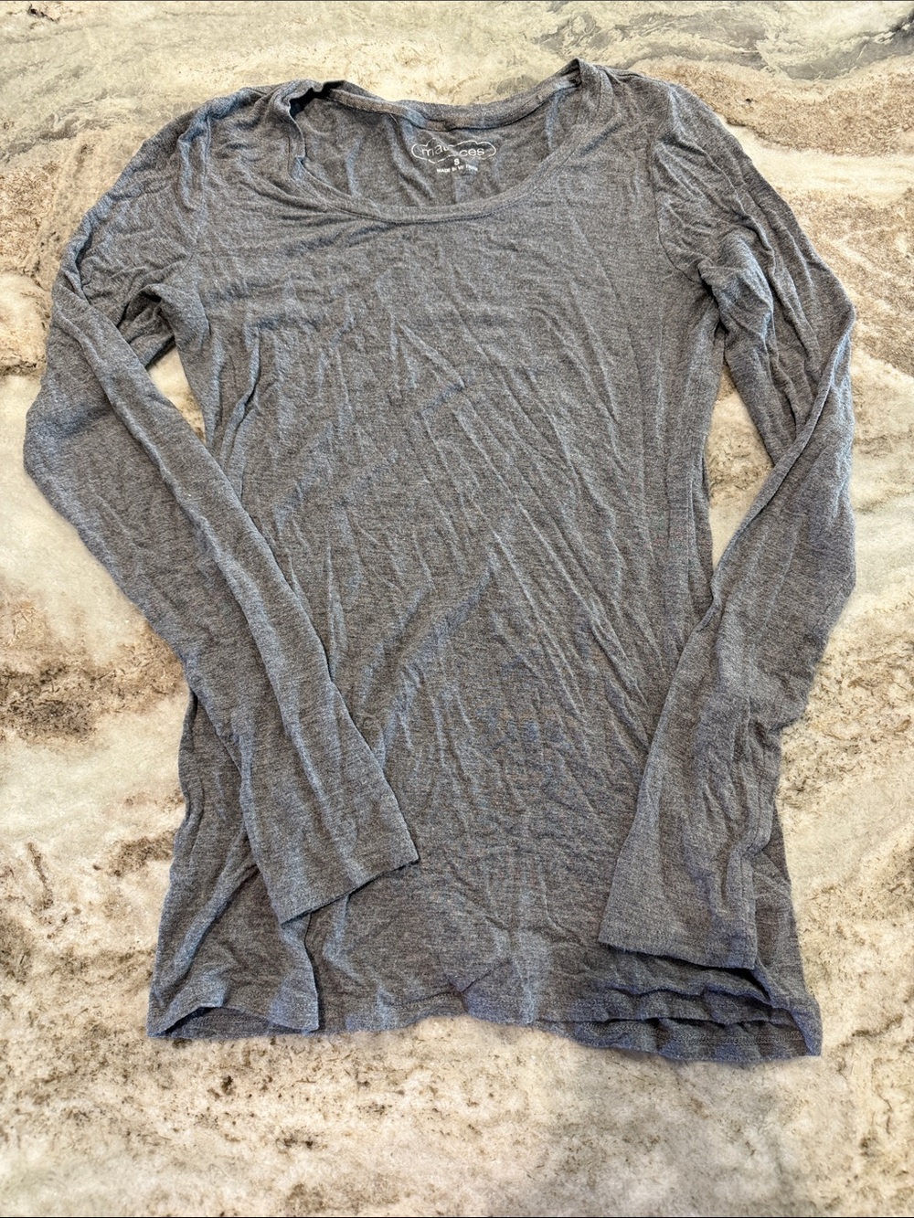 Maurice’s Lightweight Gray Long-Sleeve Scoop Neck Tee